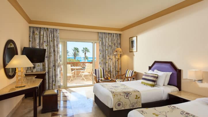 Classic-Sea-View-Room-Twin-Bed-723x407