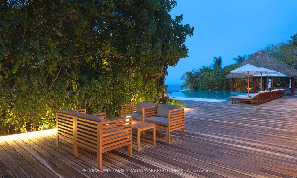 Adaaran Select Meedhupparu Resort Maldives Maldivi Turisticka agencija Salvador Travel Putovanja Maldivi Egzoticna putovanja 27