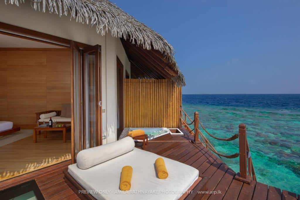 Adaaran Select Meedhupparu Resort Maldives Maldivi Turisticka agencija Salvador Travel Putovanja Maldivi Egzoticna putovanja 37