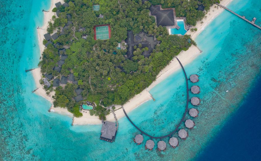 Adaaran Select Meedhupparu Resort Maldives Maldivi Turisticka agencija Salvador Travel Putovanja Maldivi Egzoticna putovanja 4