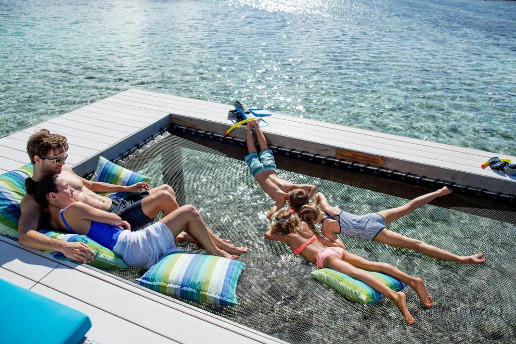 Holiday Inn Resort Kandooma Maldivi Turisticka agencija Salvador Travel Putovanja Maldivi Egzoticna putovanja 10