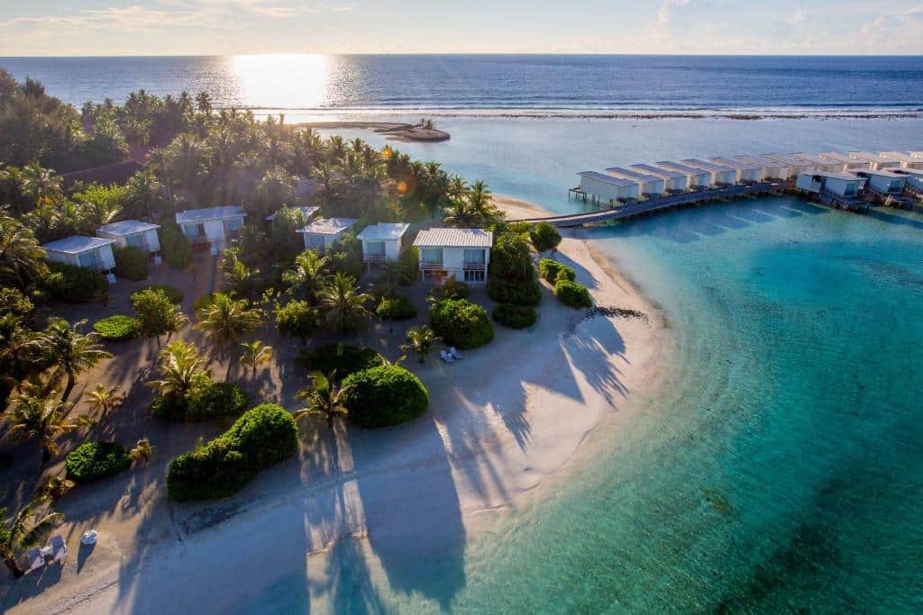 Holiday Inn Resort Kandooma Maldivi Turisticka agencija Salvador Travel Putovanja Maldivi Egzoticna putovanja 11