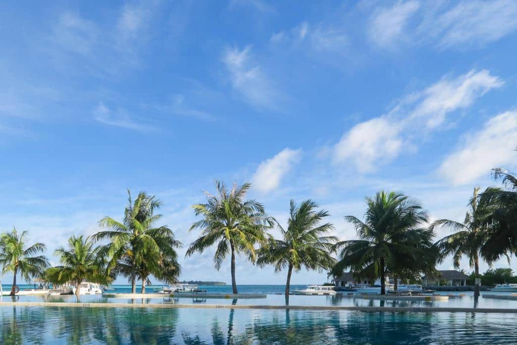 Holiday Inn Resort Kandooma Maldivi Turisticka agencija Salvador Travel Putovanja Maldivi Egzoticna putovanja 24