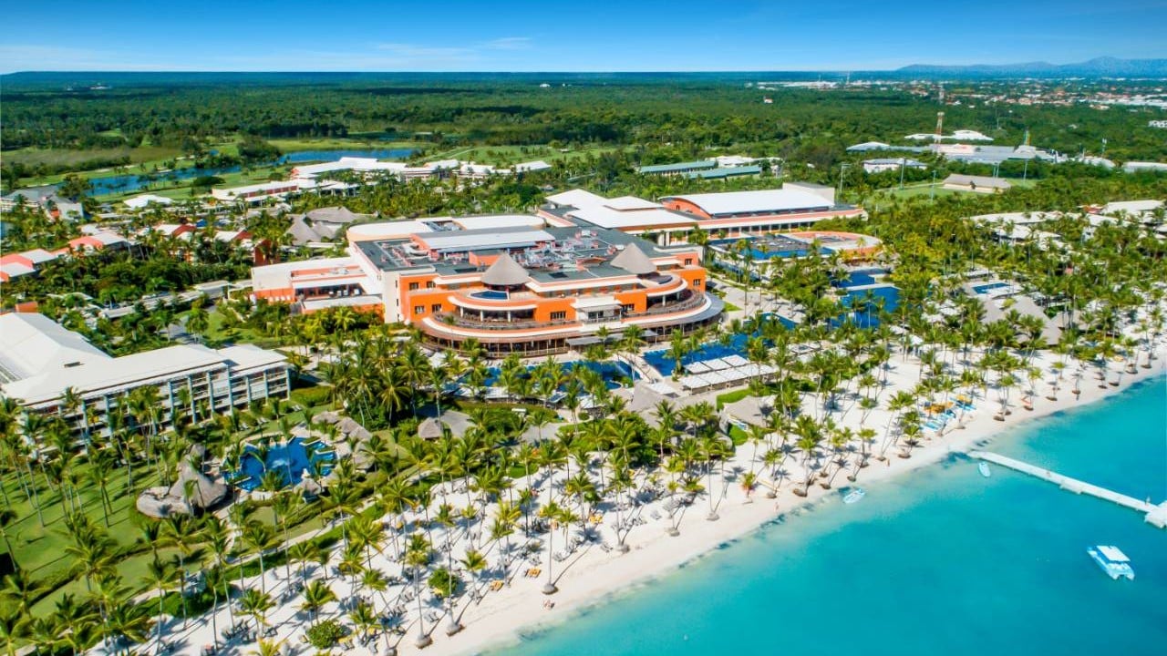BArcelo Bavaro Palace Resort Beach Hotel Dominikanska republika Punta Cana Putovanje Letovanje Salvador Travel Turisticka agencija Novi Sad 2aa