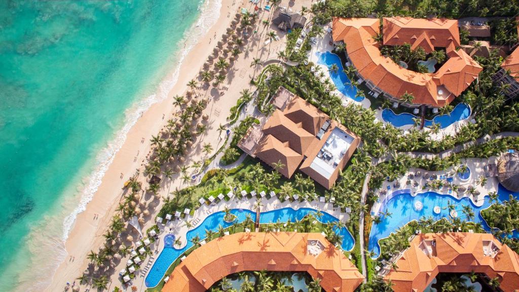 Majestic Elegance Punta Cana Beach Resort & Spa Hotel Dominikanska republika Punta Cana Putovanje Letovanje Salvador Travel Turisticka agencija Novi Sad 1