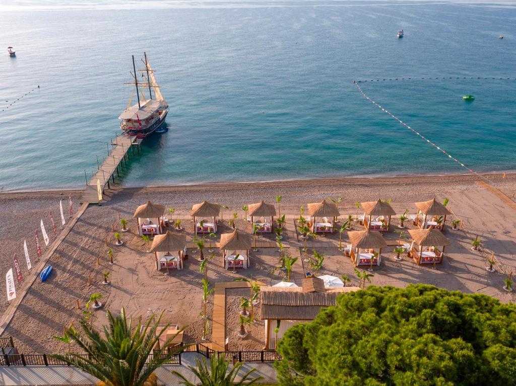 pirates-beach-club-kemer-turska salvador travel 2