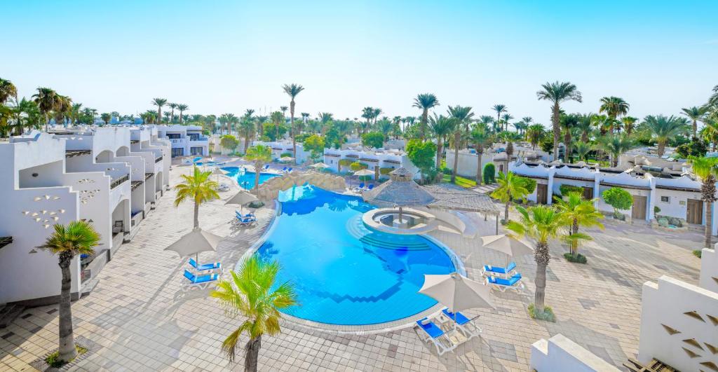 JAZ Fayrouz Resort hotel naama bay sharm el sheikh letovanje turisticka agencija salvador travel 9