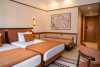 twin bed room